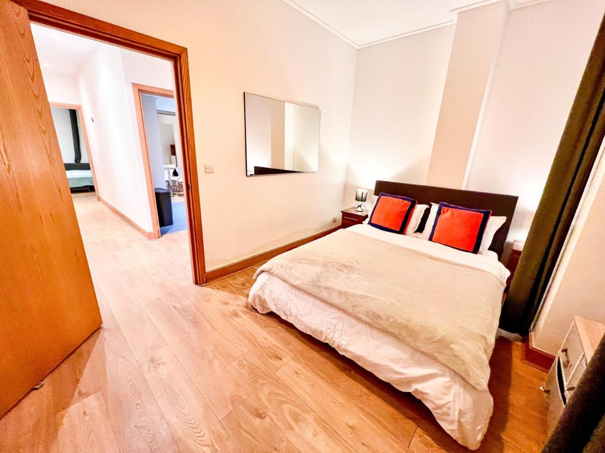 Superior Entire Apartment Between St Pauls Cathedral And Covent Garden Londres Exterior foto