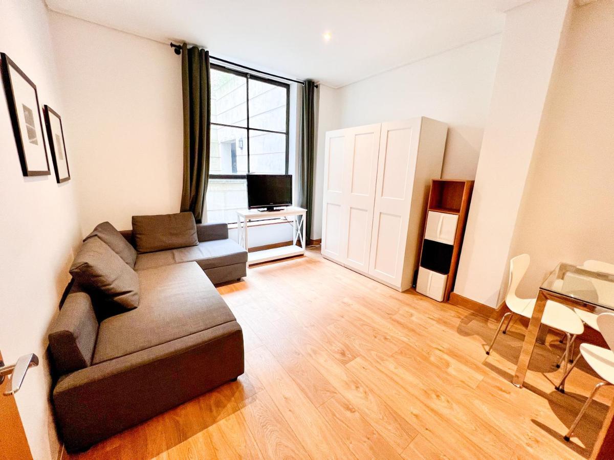 Superior Entire Apartment Between St Pauls Cathedral And Covent Garden Londres Exterior foto